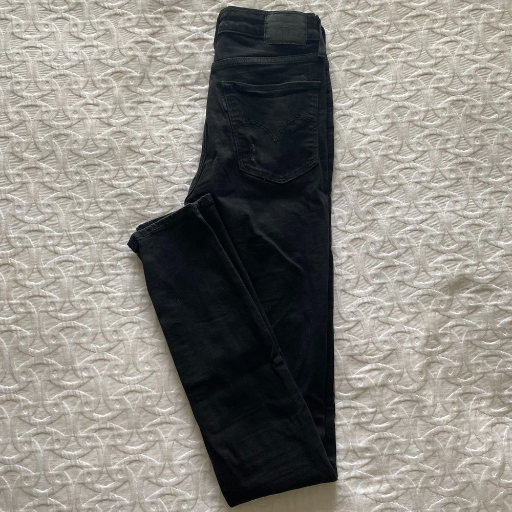 Levi's 721 High Rise Skinny Jeans